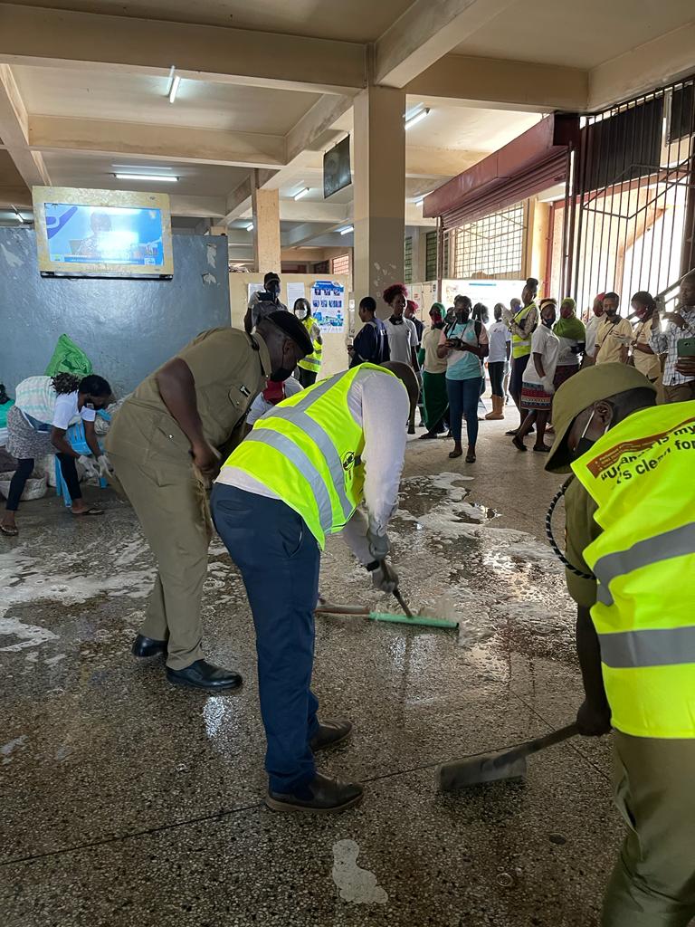 ffouganda-communal-services